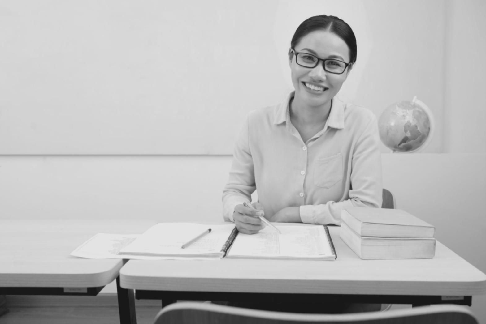 Interface d'animation showing keyframe timeline et courbes de mouvement